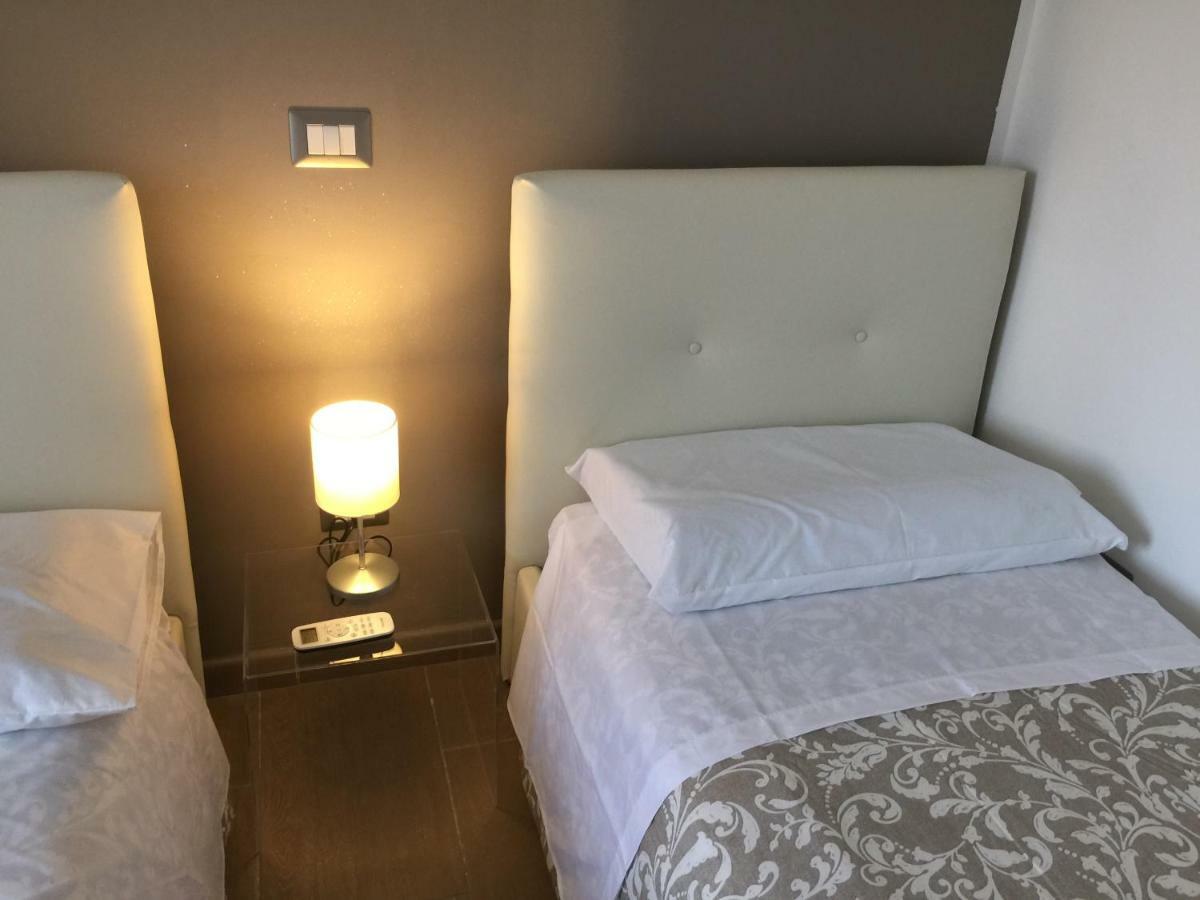 Casa Grimaldi Hotel ภายนอก รูปภาพ
